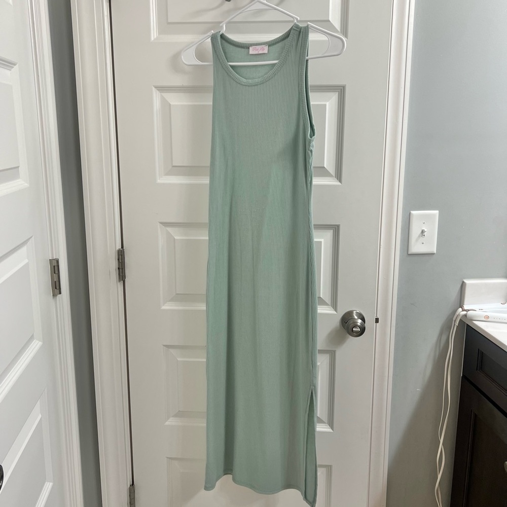 Pink Lily Midi Dress